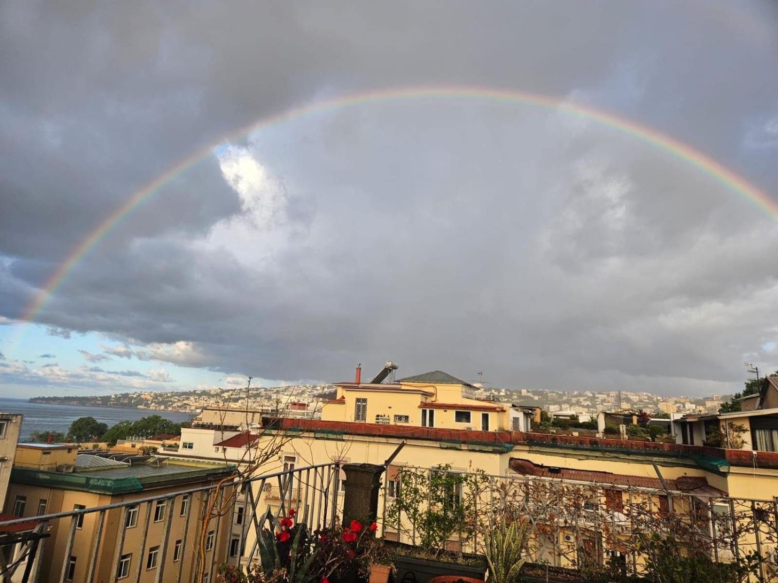 La Casa Di Nettuno Apartment Naples Luaran gambar